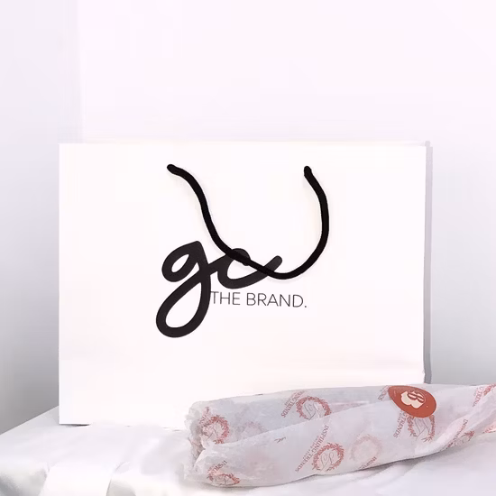 Cor branca personalizada 220GSM Papel Marfim Saco Tote Saco de Papel para Loja de Tecidos